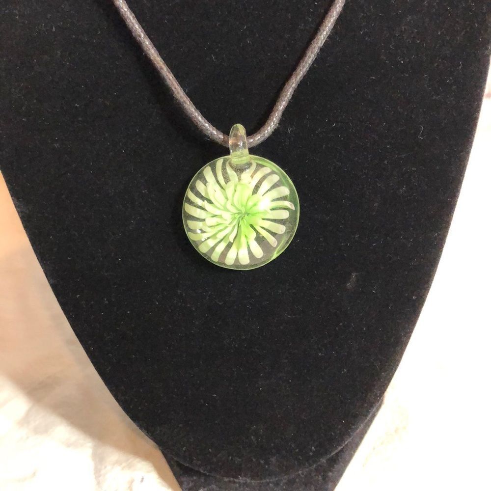Handcrafted Artisan Blown Glass Round Sea Flower Pendant NWOT OOAK - Picture 2 of 8